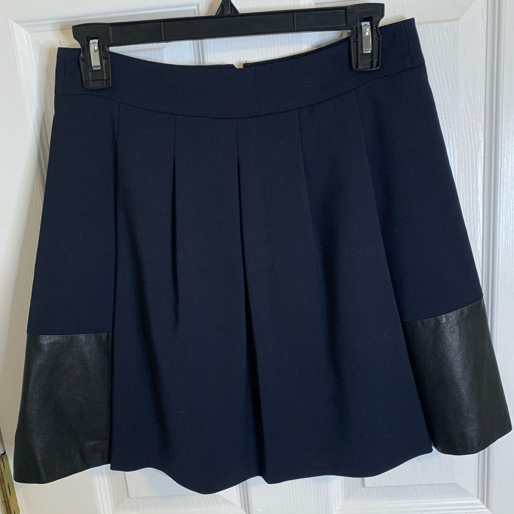 Vince Wool Blend Pleated Skirt With Leather Accents